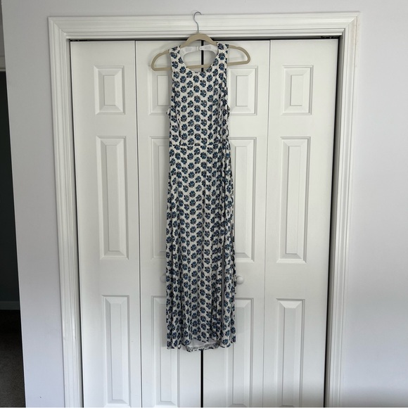 Lulus Flirty Fave Ivory Floral Print Tie-Back Midi Dress - Picture 9 of 13
